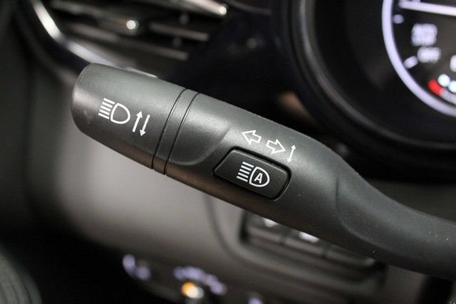 Used 2023 Buick Encore GX Essence w/ Advanced Technology Package FWD image 23