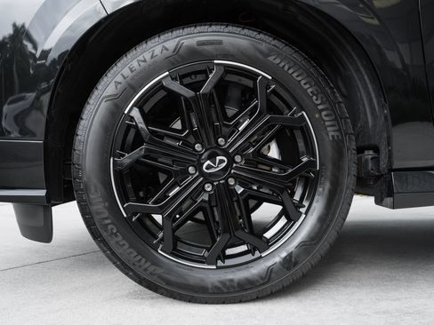 Certified 2026 INFINITI QX80 4WD image 27
