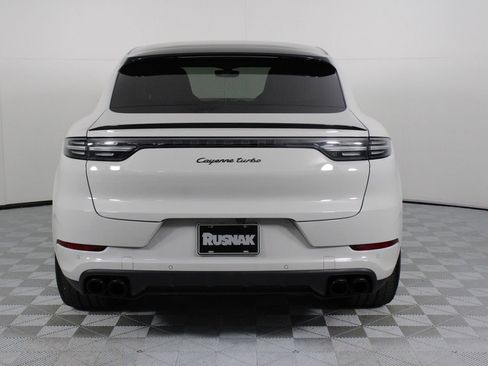 Used 2022 Porsche Cayenne Turbo AWD/4WD image 6
