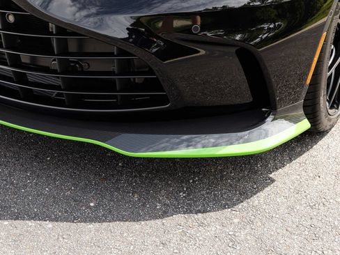 Used 2023 Aston Martin V12 Vantage RWD image 17