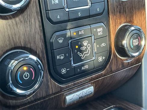 Used 2013 Ford F150 Lariat w/ Luxury Equipment Group image 23