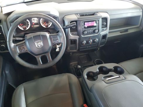 Used 2016 RAM 2500 Tradesman w/ Chrome Appearance Group AWD/4WD image 12