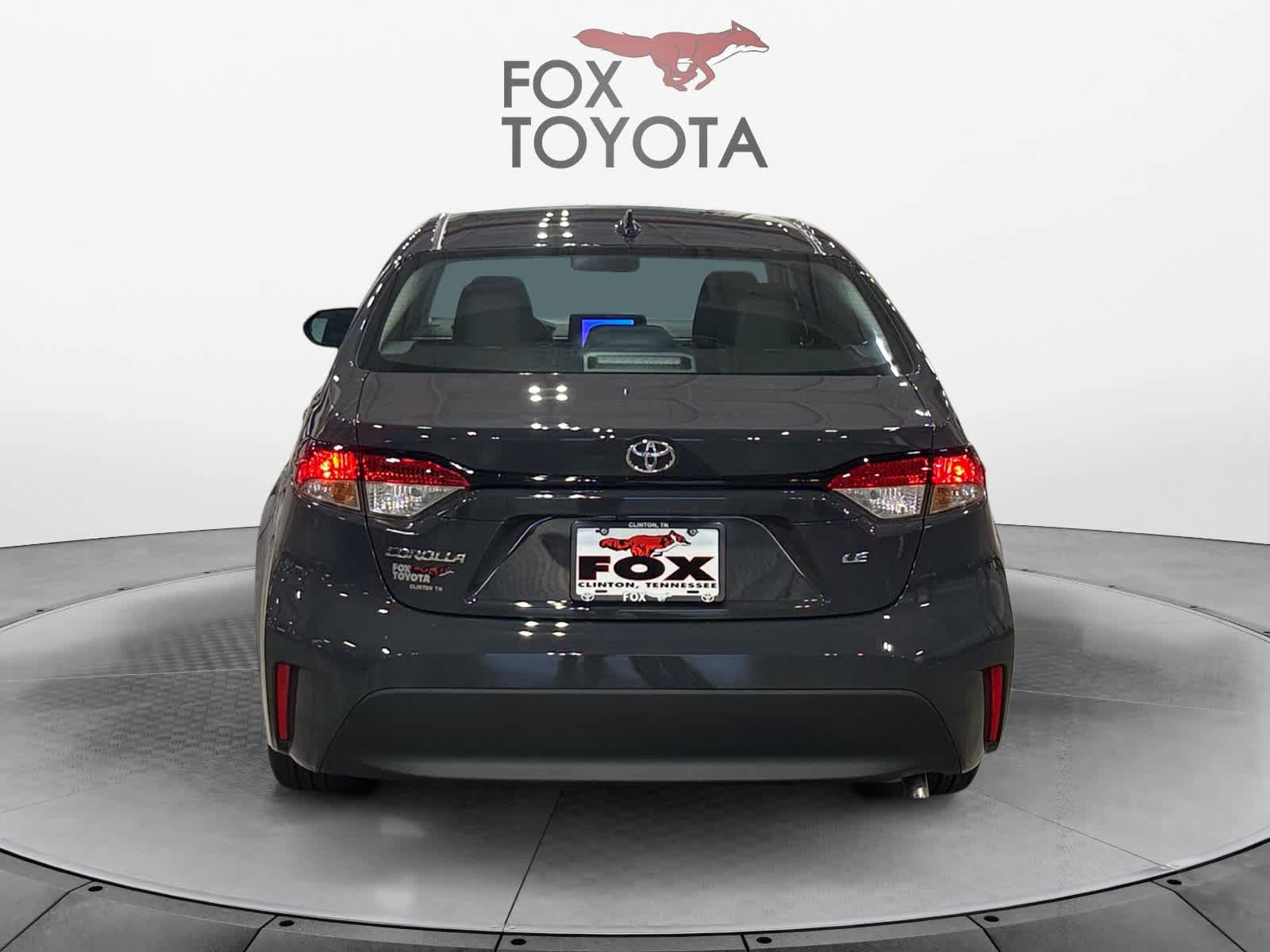 Used 2026 Toyota Corolla LE FWD image 5