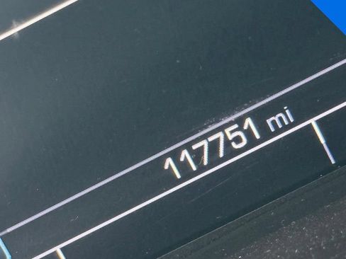 Used 2016 Chevrolet Impala LT w/ Convenience Package FWD image 7
