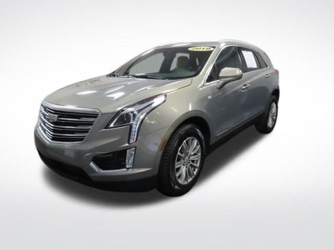 Used 2019 Cadillac XT5 Luxury image 1