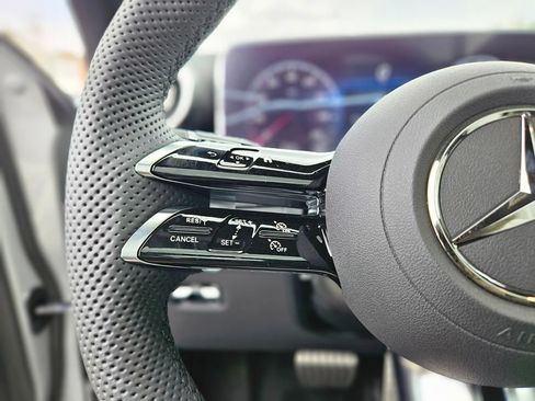New 2026 Mercedes-Benz GLC 300 4MATIC image 26