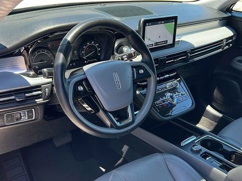 Certified 2022 Lincoln Corsair FWD w/ Premium Package image 12