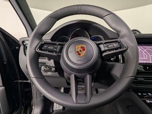 New 2026 Porsche Macan image 35