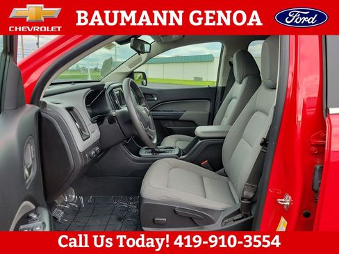 Used 2019 Chevrolet Colorado W/T w/ WT Convenience Package AWD/4WD image 9