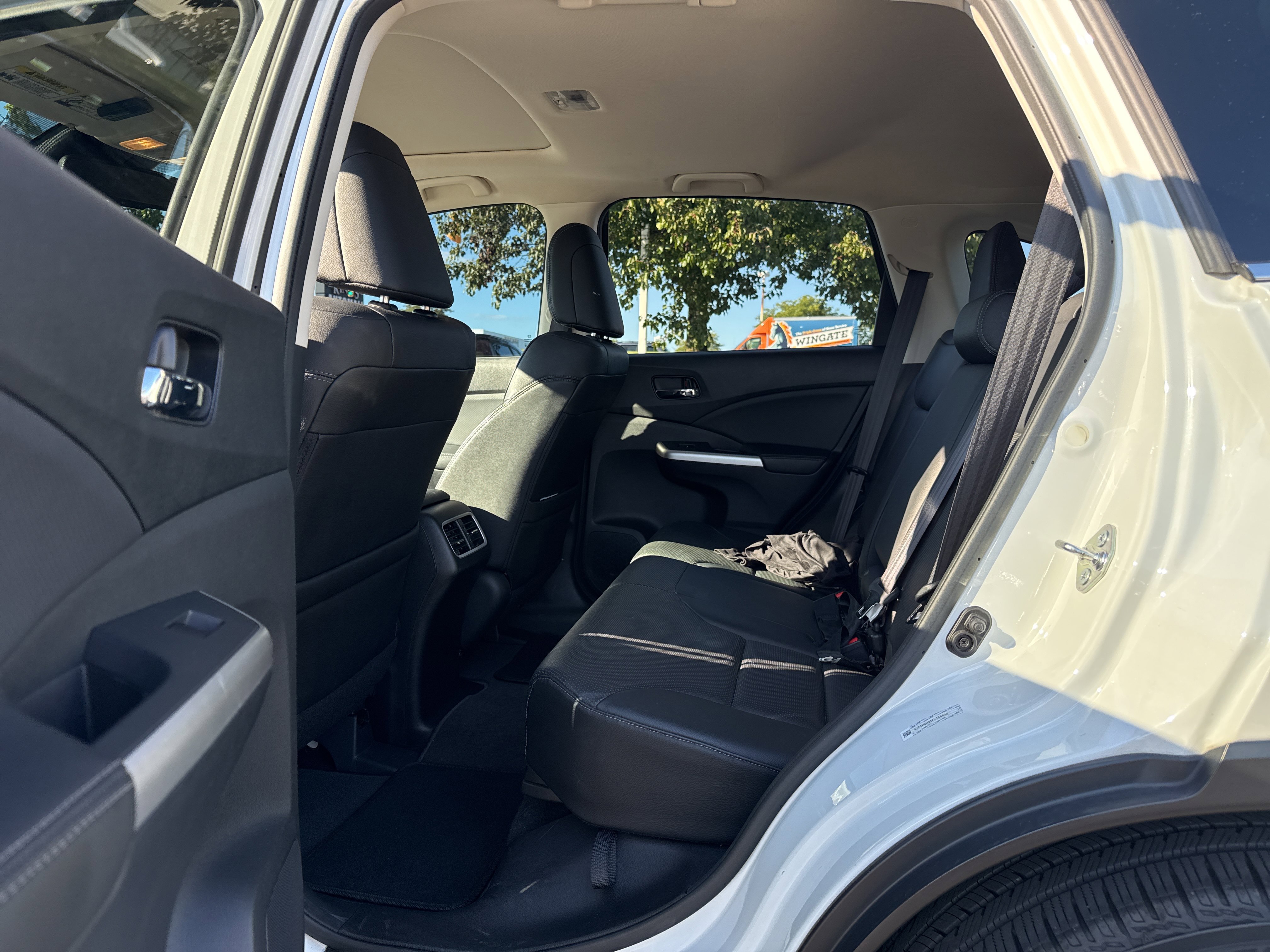 Used 2015 Honda CR-V Touring image 9