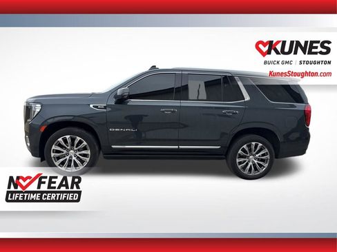 Used 2021 GMC Yukon Denali w/ Denali Premium Package image 8