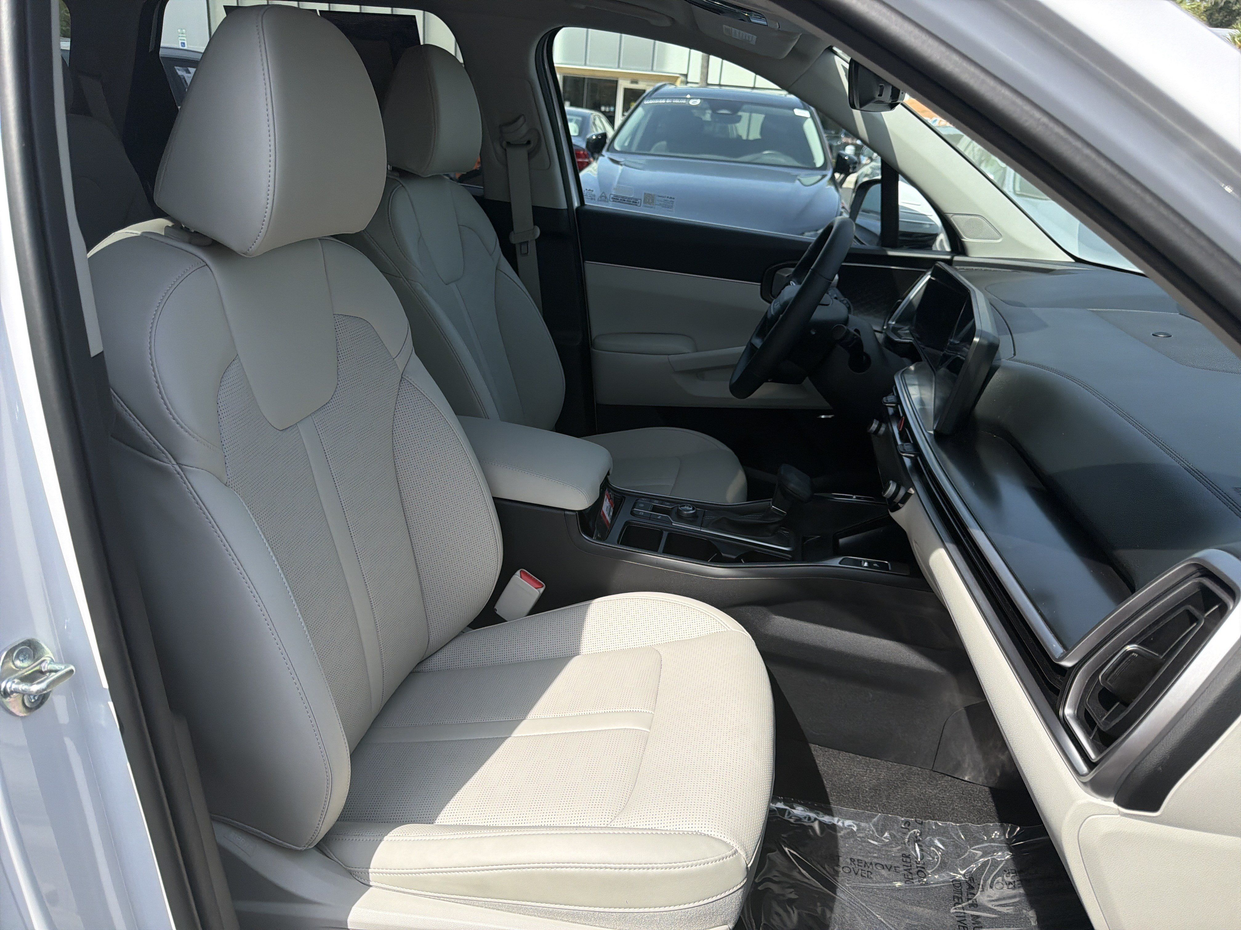 Used 2026 Kia Sorento EX w/ EX Premium Package FWD image 35