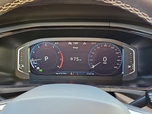 Certified 2023 Volkswagen Taos SEL image 20