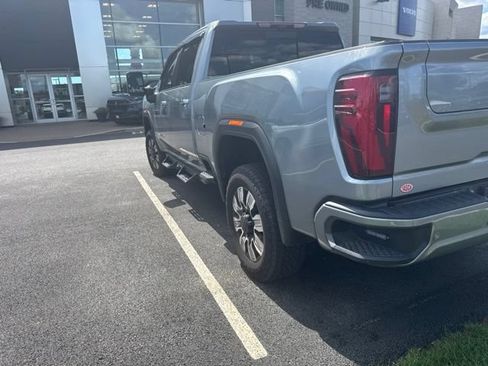 Used 2024 GMC Sierra 2500 Denali w/ Denali Reserve Package AWD/4WD image 6