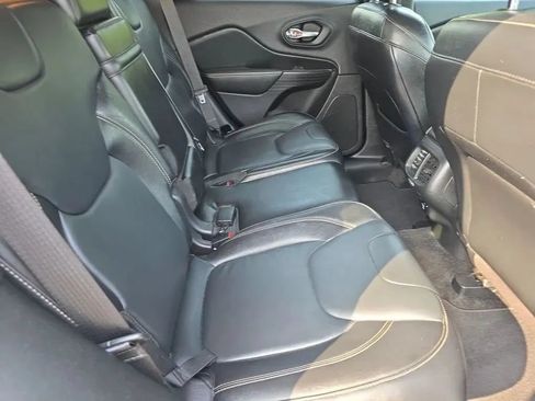 Used 2015 Jeep Cherokee Limited AWD/4WD image 13