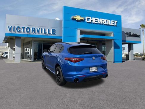 Used 2020 Alfa Romeo Stelvio Ti Sport w/ Quick Order Package 22S Sport AWD/4WD image 8