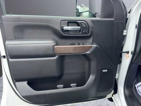 Used 2022 GMC Sierra 2500 Denali w/ Denali Ultimate Package image 13