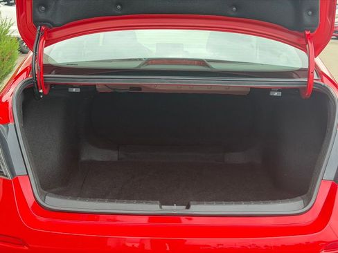 Used 2025 Honda Civic Sport image 9
