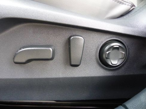 Used 2024 Subaru Legacy Limited image 25