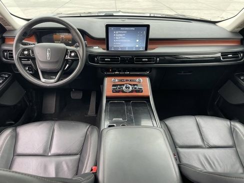 Used 2024 Lincoln Aviator Reserve image 10