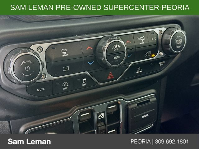 Used 2022 Jeep Wrangler Unlimited Sahara AWD/4WD image 16