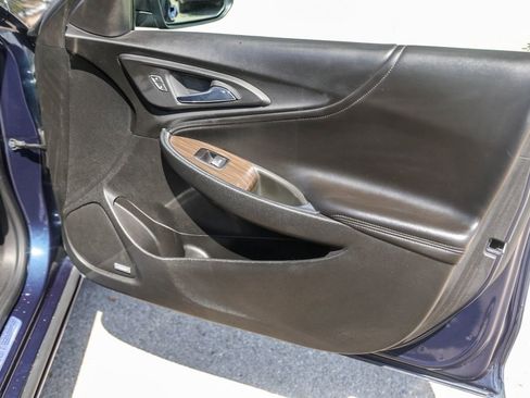 Used 2019 Chevrolet Malibu Premier w/ Sun and Wheel Package image 30