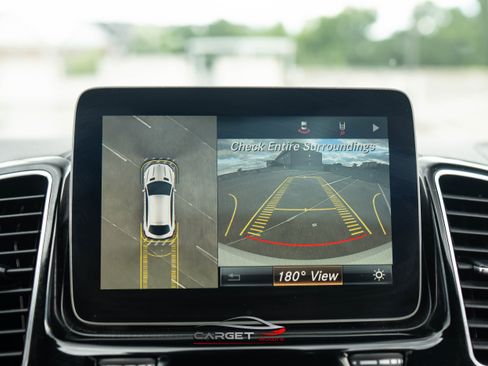 Used 2017 Mercedes-Benz GLE 43 AMG 4MATIC image 31