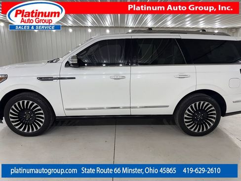 Used 2020 Lincoln Navigator Black Label w/ Cargo Convenience Package AWD/4WD image 2