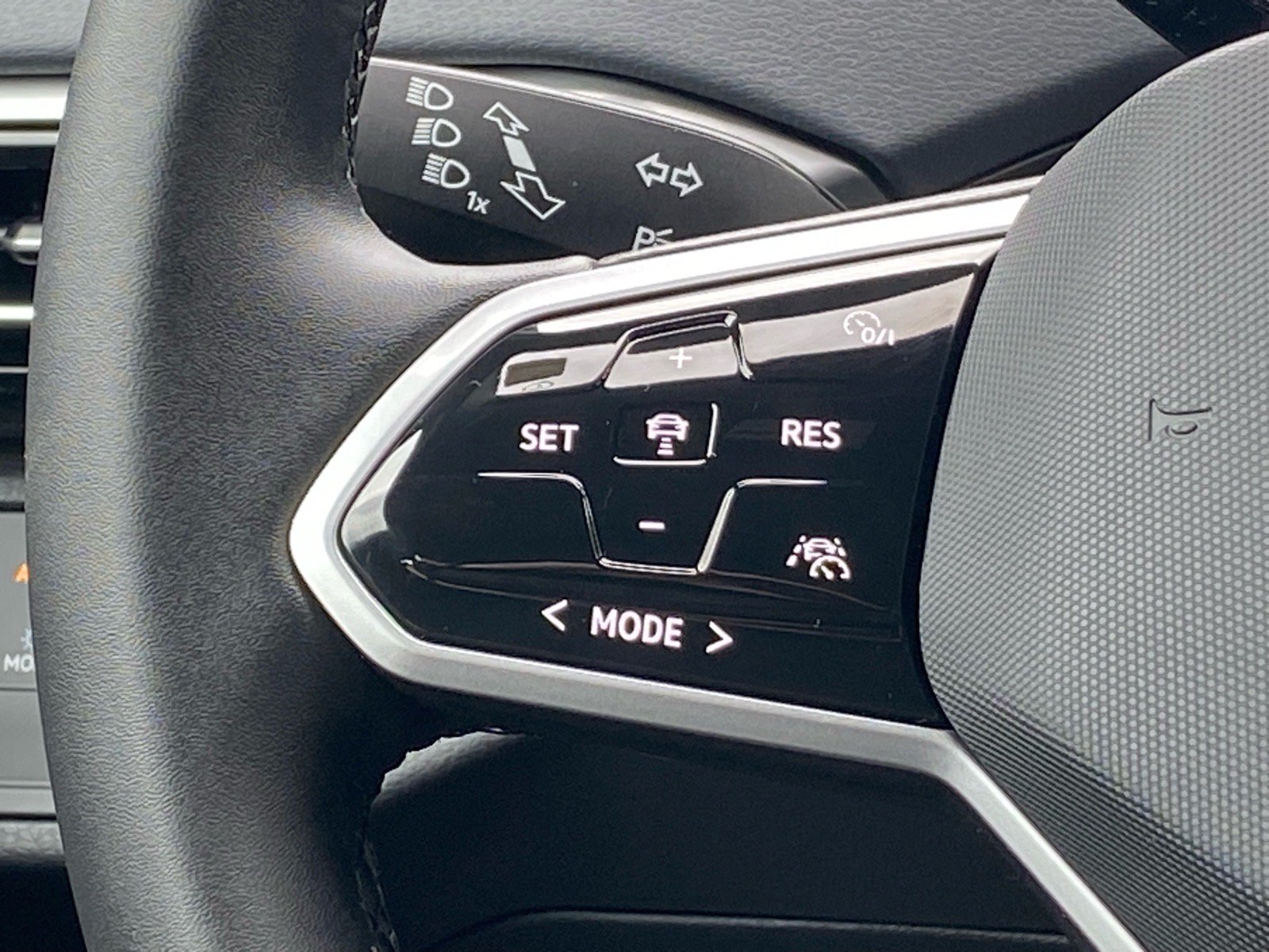 Certified 2023 Volkswagen ID.4 Pro S RWD image 7