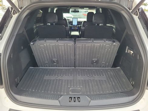 Used 2022 Ford Explorer ST w/ Equipment Group 401A image 15