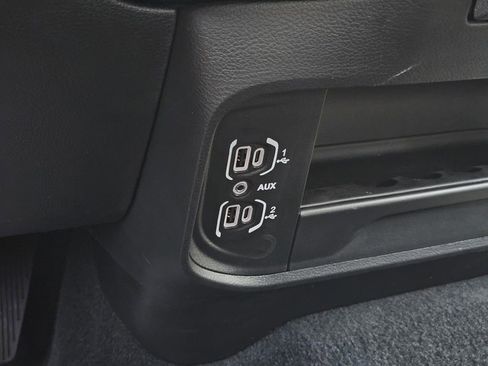 Used 2025 RAM 2500 Tradesman AWD/4WD image 15