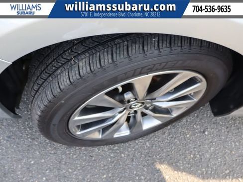 Used 2015 Toyota Camry XLE w/ Advanced Technology Package FWD image 44