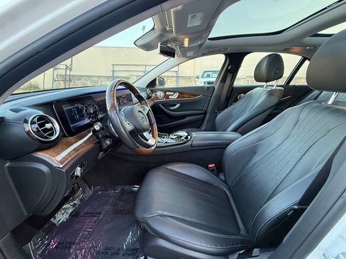 Used 2018 Mercedes-Benz E 300 image 18