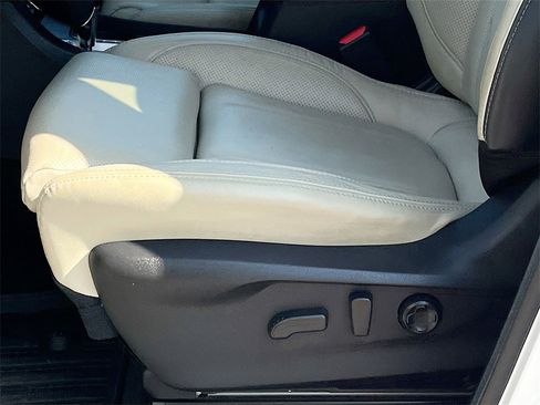 Used 2024 Subaru Ascent Limited w/ Technology Package image 20