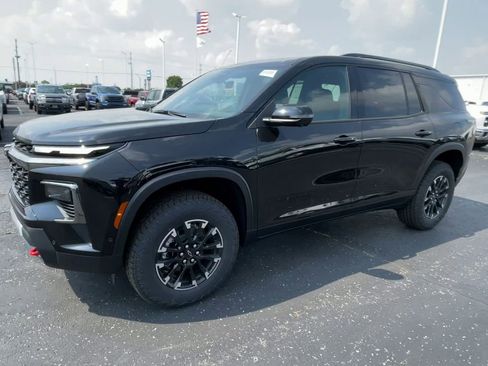 New 2025 Chevrolet Traverse Z71 w/ Enhanced Driving Package image 54