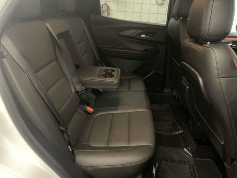 Used 2024 Chevrolet TrailBlazer RS w/ Convenience Package image 19