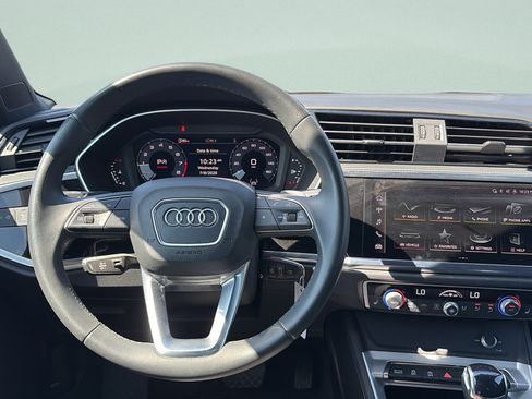 Used 2025 Audi Q3 2.0T Premium AWD/4WD image 13