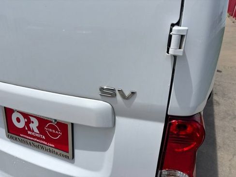 Used 2020 Nissan NV200 SV w/ Back Door Glass Package FWD image 9