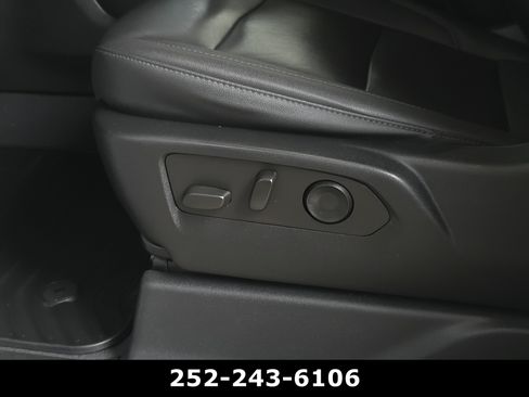 Used 2022 GMC Sierra 1500 Elevation w/ Elevation Premium Package AWD/4WD image 11