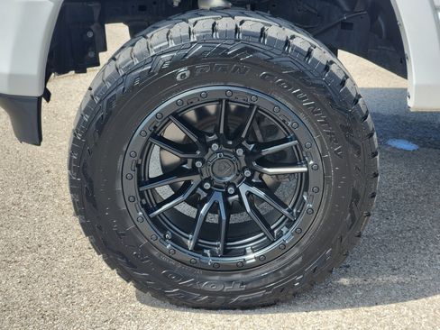 Used 2022 RAM 1500 Limited w/ Night Edition RWD image 10