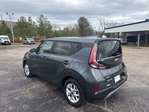 Used 2024 Kia Soul LX w/ Option Group 015 image 18