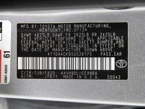 Used 2025 Toyota Camry LE image 23