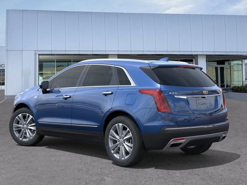 New 2026 Cadillac XT5 Premium Luxury AWD/4WD image 3