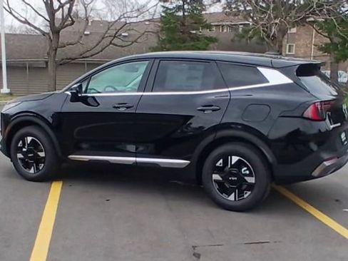 New 2026 Kia Sportage LX AWD/4WD image 8