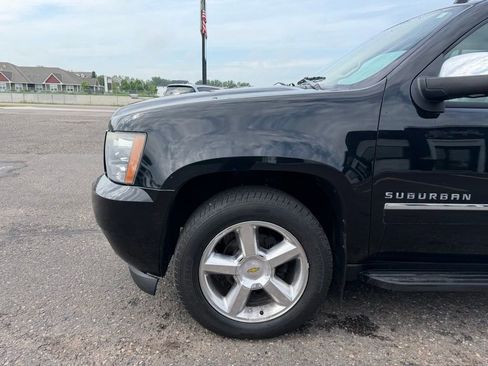 Used 2011 Chevrolet Suburban LTZ AWD/4WD image 10