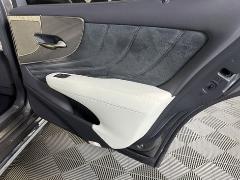 Used 2023 Lexus LS 500 w/ Interior Upgrade Package RWD image 28