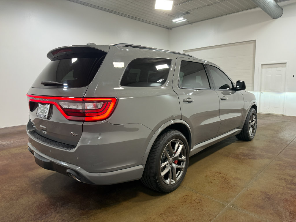 Used 2022 Dodge Durango R/T w/ Tow 'N Go Package AWD/4WD image 34