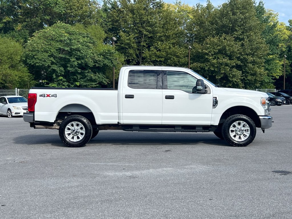 Used 2022 Ford F250 XLT AWD/4WD image 3