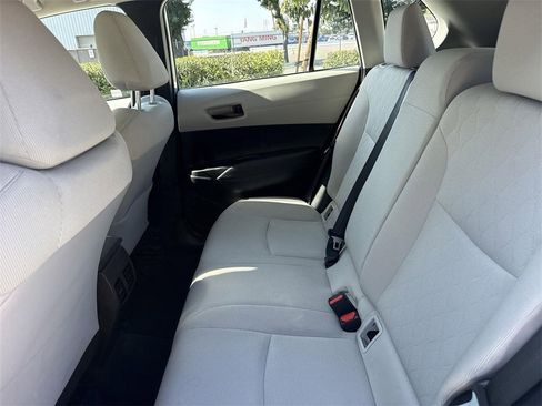Used 2024 Toyota Corolla Cross L image 22