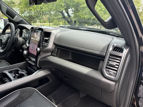 Used 2025 RAM 1500 Laramie w/ Sport Appearance Package AWD/4WD image 37